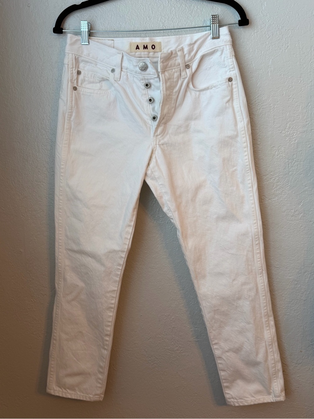 180~NWOT AMO White Straight-Leg High-Rise Jeans with Button-Fly